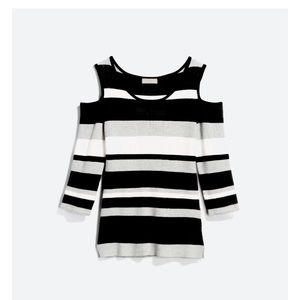 Cold Shoulder Ribbed Pullover